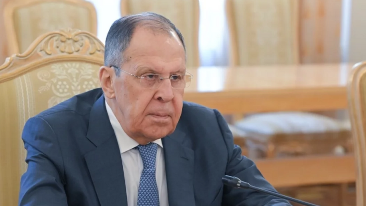 Лавров: британцы помогают Украине в терактах против России Глава МИД России Сергей Лавров заявил, что Укра...