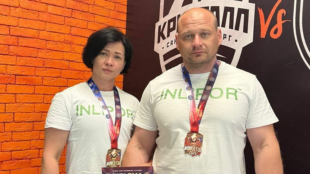 Спортсмены из Альметьевска завоевали медали на Кубке мира по пауэрлифтингу В Санкт-Петербурге прошел Кубок мира по пауэрли...