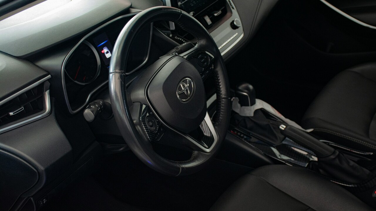 Исследование: 70% российских автолюбителей предпочитают автомобили с автоматической коробкой передач В России наблюдается растущий интерес к автомоб...