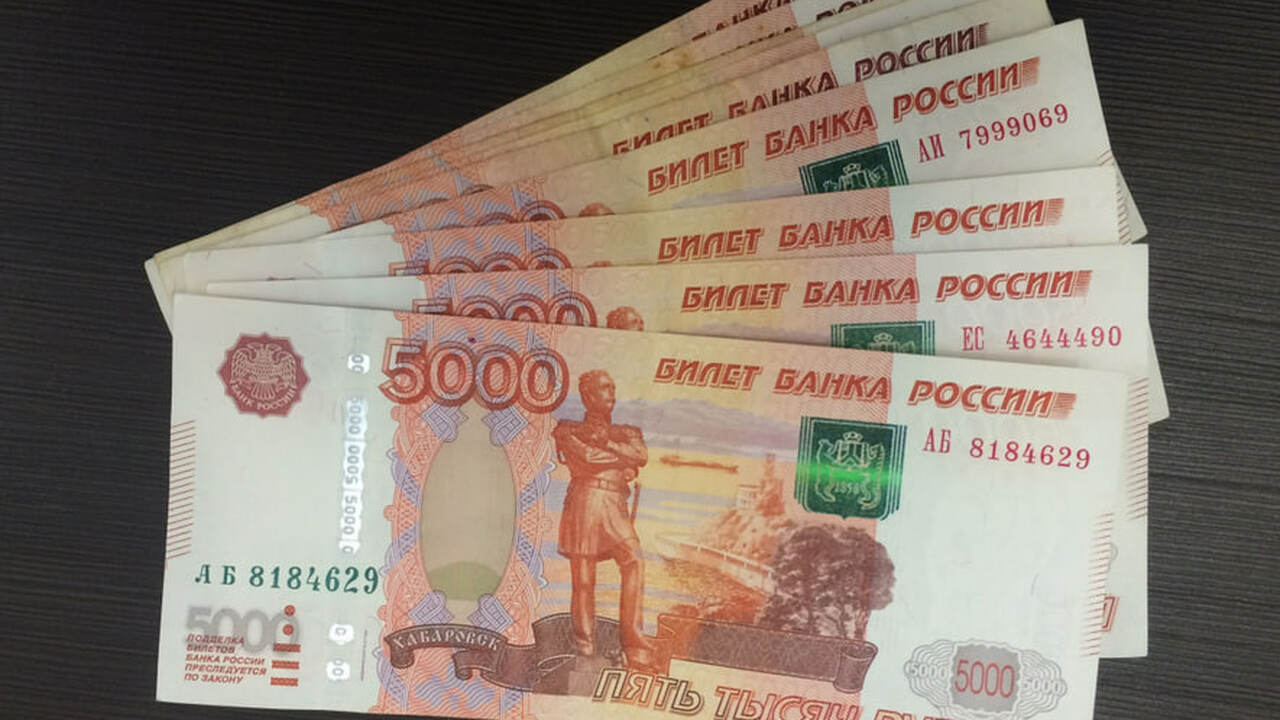 Пенсии в мае 2025 года: как изменится график выплат из-за майских праздников Социальный Фонд России (СФР) опубликовал обновл...