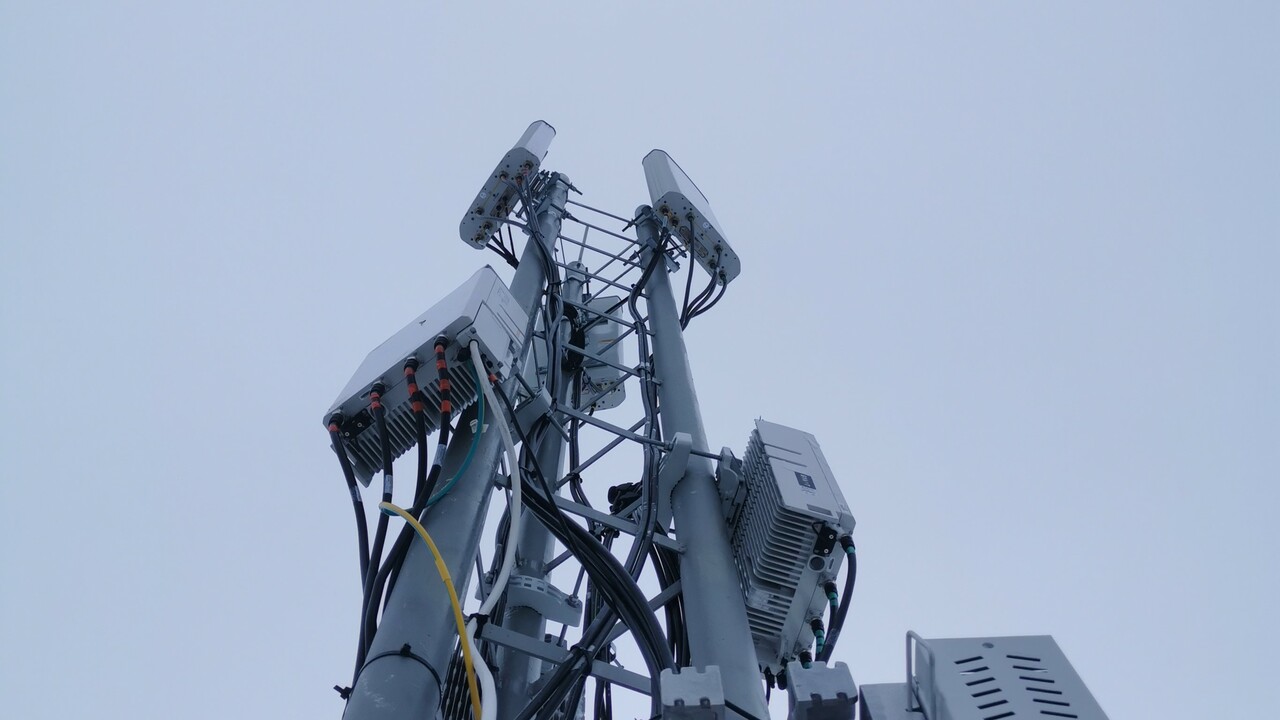 Треть всех новых сайтов Т2 за 2025 год построены на отечественном оборудовании Т2, российский оператор мобильной связи, доведе...