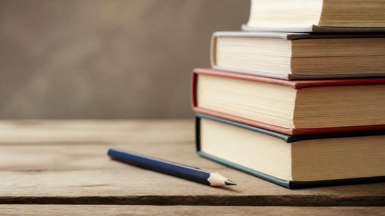 Два выпускника из Бугульмы получили 200 баллов на ЕГЭ Два выпускника из Бугульмы набрали по 200 балло...