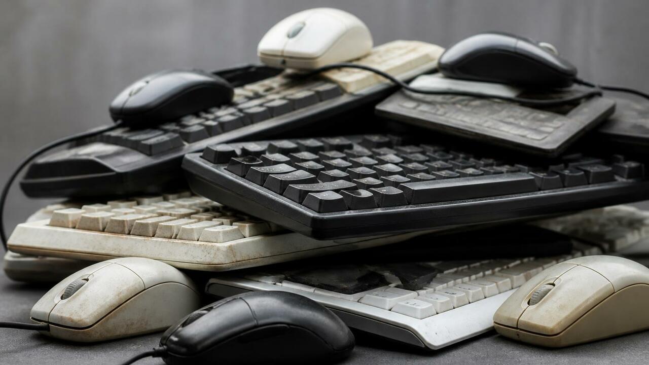 Татарстанцы сдали 100 тонн старой электроники с начала года Жители Татарстана сдали 100 тонн старой электро...