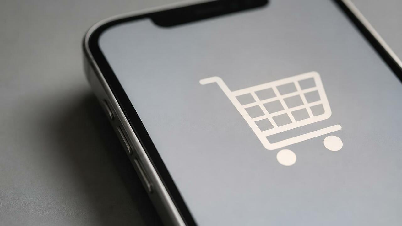 С 1 октября вступает в силу закон о платформенн...