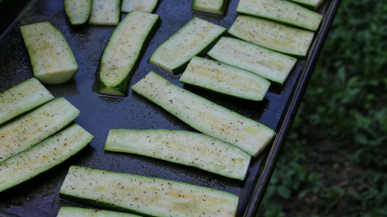 Быстрая закуска из огурцов: просто, вкусно и быстро Если вы устали от сложных рецептов с множеством...