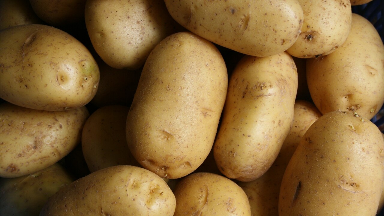 В Татарстане картофель подорожал на 274%: анализ цен на продукты Согласно официальному отчету Татарстанстата о с...