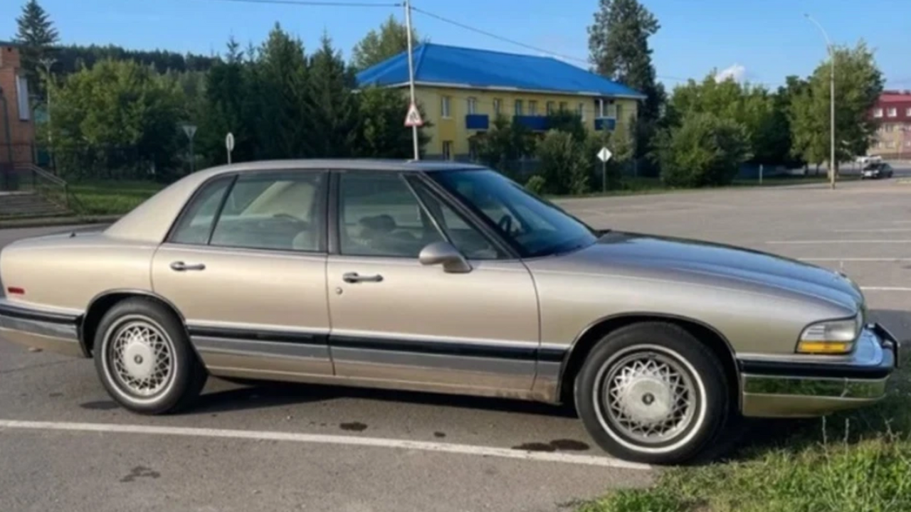 В Казани выставлен на продажу уникальный автомо...
