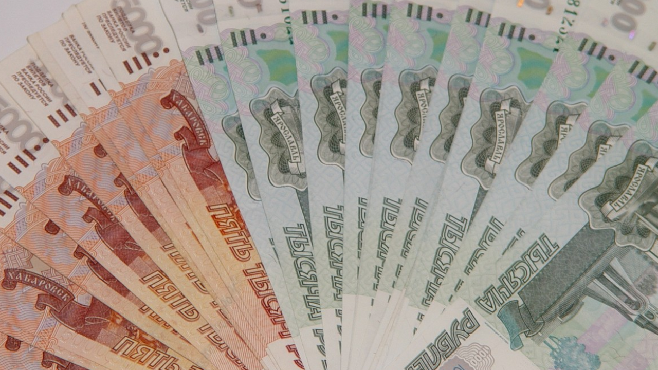Зарплаты в Татарстане выросли на 20% за год Средняя зарплата в Татарстане в мае 2025 года д...