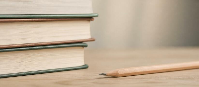 Учитель 15 стобалльников из Казани: секрет — в наставничестве Учитель математики из Казани Кирилл Сергеев под...