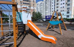 В Альметьевске продолжается благоустройство дво...