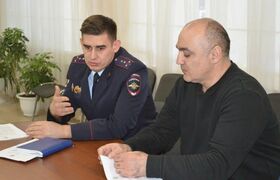 В Альметьевске полиция встретилась с представит...