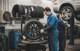 В Татарстане водители «переобуваются» в зимнюю ...