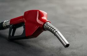 В четырех регионах РФ бензин начнут продавать п...