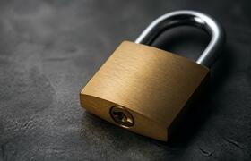 В Казани осудили четверых мошенников, обобравши...